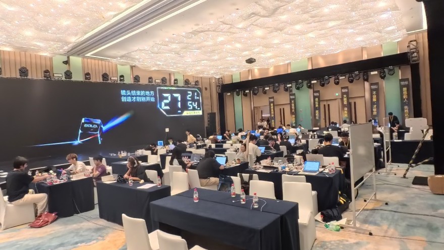 全景候选方向 E